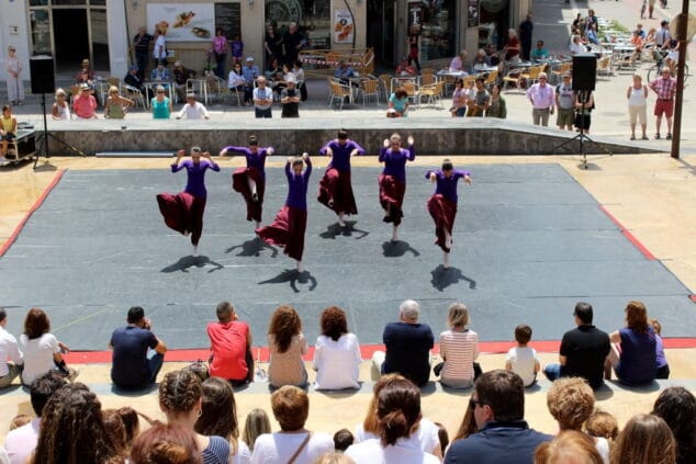 la danza toma la calle de denia