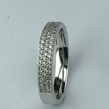 Preciosa alianza Joyería-Relojería Bonilla y Argent Showroom