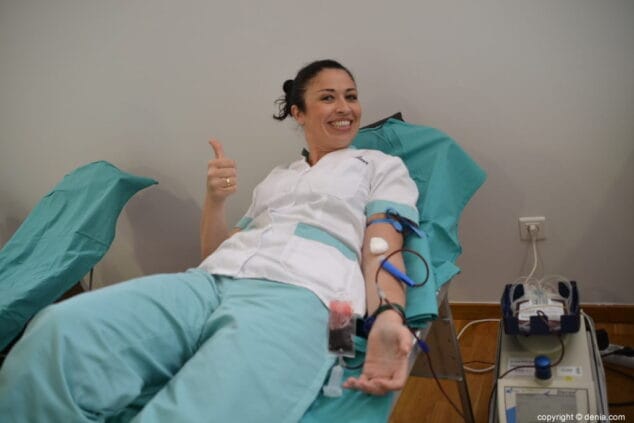 El II Maratón de Sangre de HLA San Carlos ayuda a aumentar los bancos de sangre 6 04 donacion de sangre hla san carlos donante