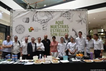 08. Frühstück der Studenten von Raquel Paya im Portal der Marina-Studenten und Gastronomen