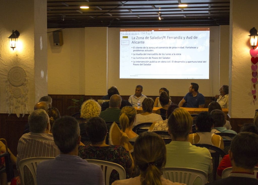 1o asamblea de comerciantes de denia
