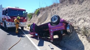 accidente de una mujer en la carretera cv 740