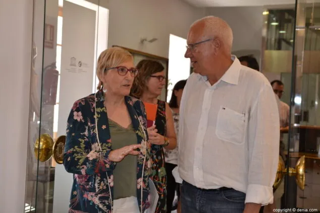 La nueva consellera de Sanidad confirma el inicio de las conversaciones para revertir el Hospital de Dénia a la gestión pública 4 ana bacelo y vicent grimalt