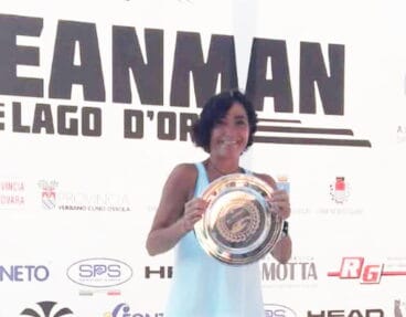 ana terencio en el podio de lago orta