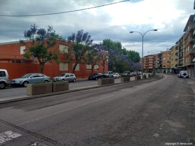 asfaltado en la avenida de alicante