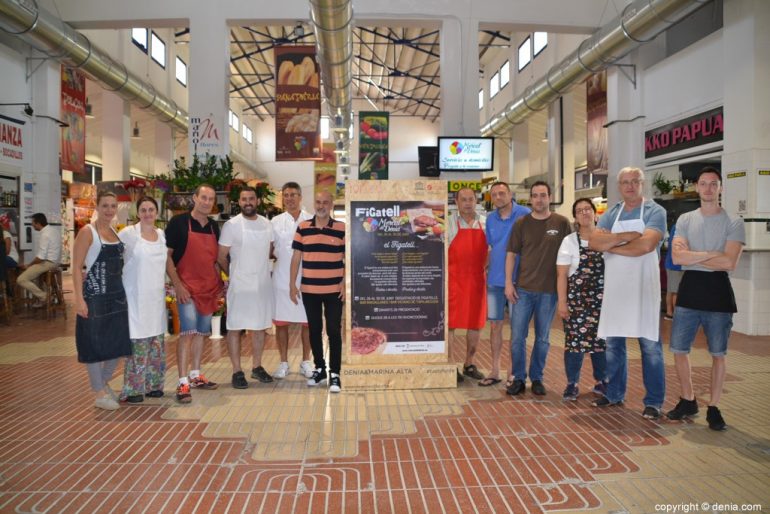 Carniceros del Mercado de Dénia que participan en la campaña del figatell