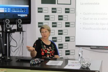 charla sobre insercion laboral en la uned