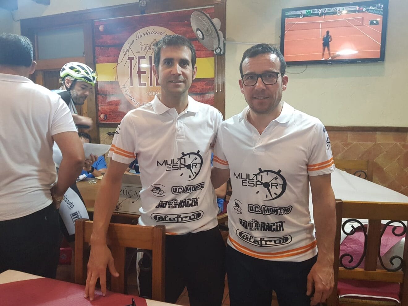 Ciclistas de la UC Montgó tras una prueba