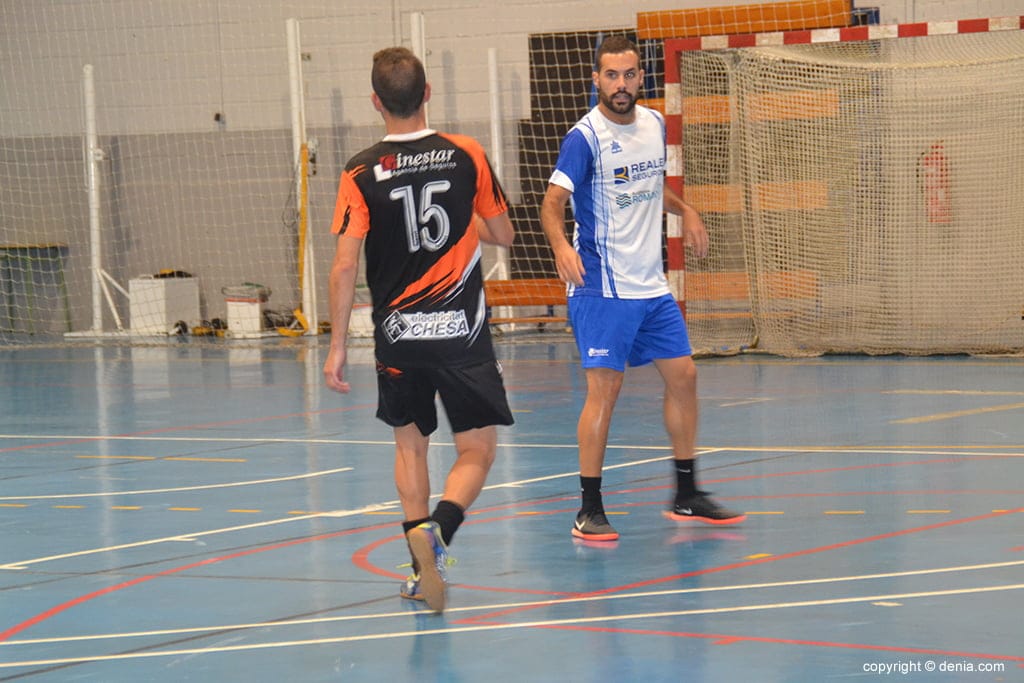 curro frente a juanjo durante la final