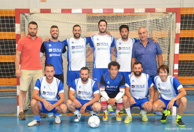 equipo reale seguros audifonos romany campeon de copa
