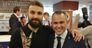 Cocktail-Gewinnerin von gestern