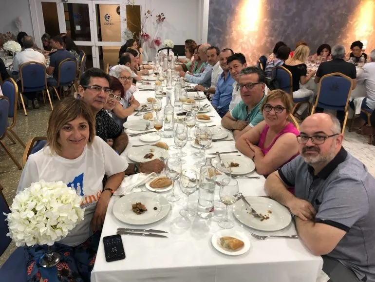 Mesa solidaria de Chigüines en Dénia