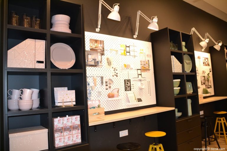 Nuevo punto IKEA diseña en el Centro Comercial Portal de la Marina