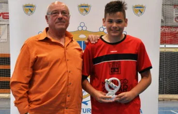 Portero menos goleado infantil del equipo Chabás