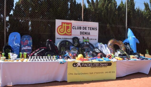 trofeos y regalos en el ct denia