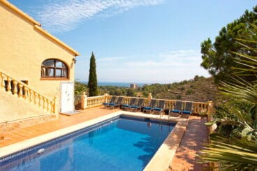 vistas casa berg quality rent a villa