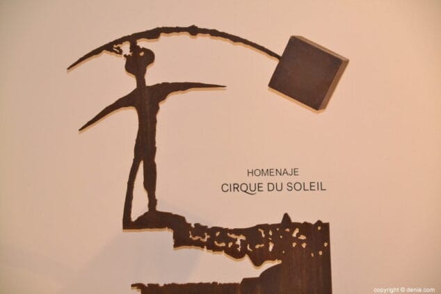03 exposicion de angel baeza en denia escultura