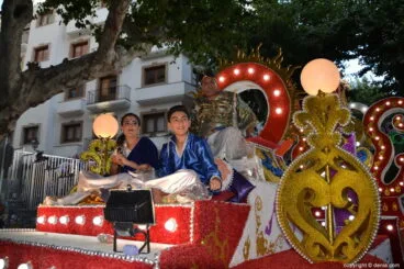 Carrozas Dénia 2018 – Falla Darrere del Castell
