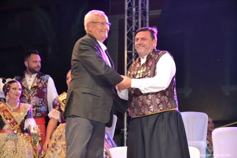 Acto Día del Fallero Dénia 2018 - Alcalde y Presidente de Junta Local Fallera
