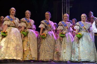 Acto Día del Fallero Dénia 2018 – Corte de honor de Rocío Gil Uncio