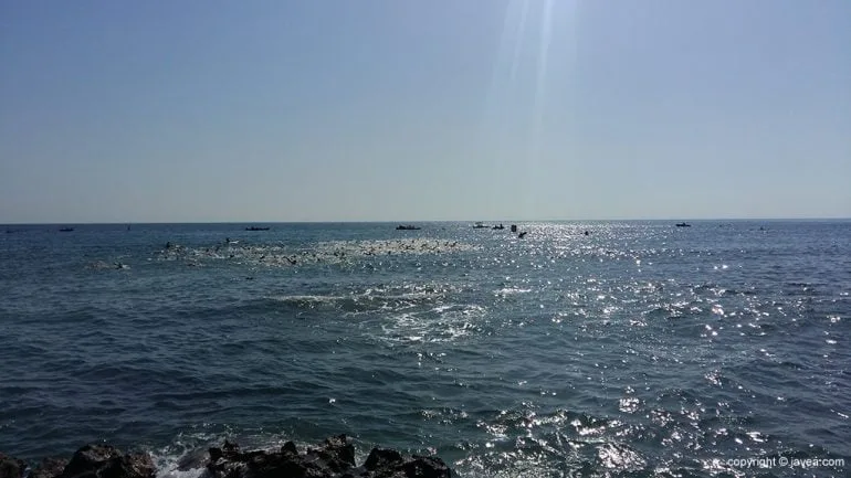 Barcas de apoyo en la Travesía