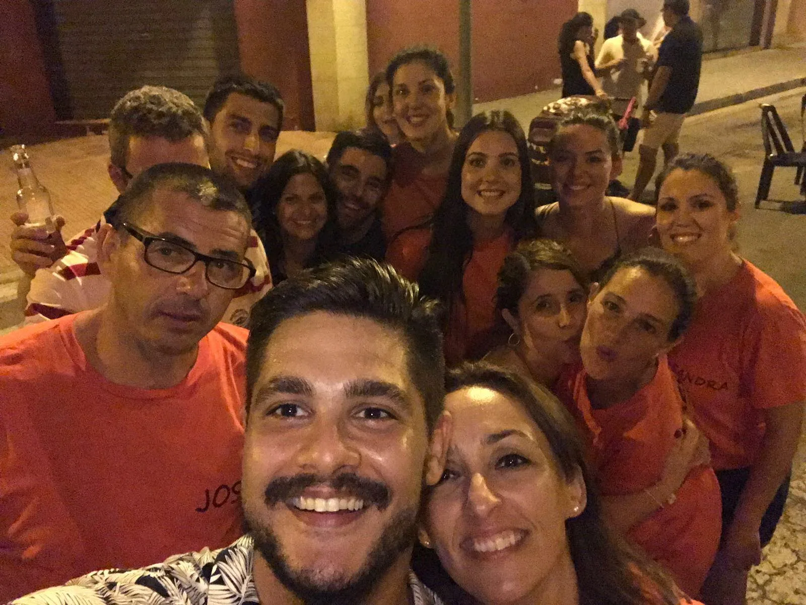 cena a la fresca en la falla diana