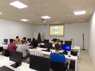 curso de community manager de creama
