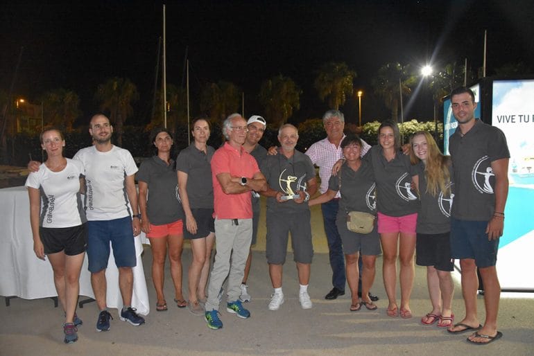 Grupo Dominguis segundo XLVII DIana de Oro