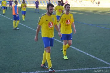 Jugadores dianenses camino de vestuarios