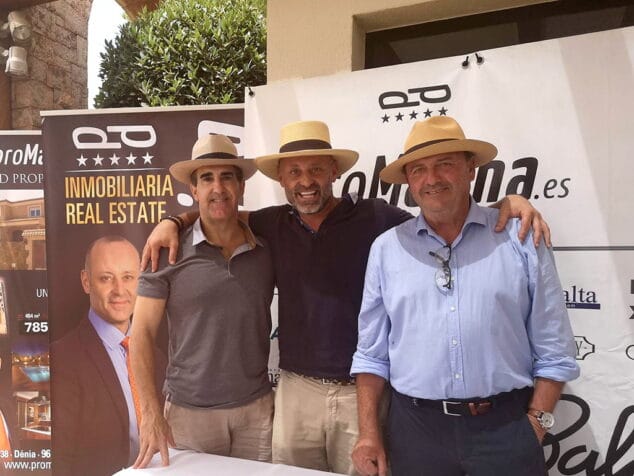miguel angel javier y daniel promarina con premios panamania