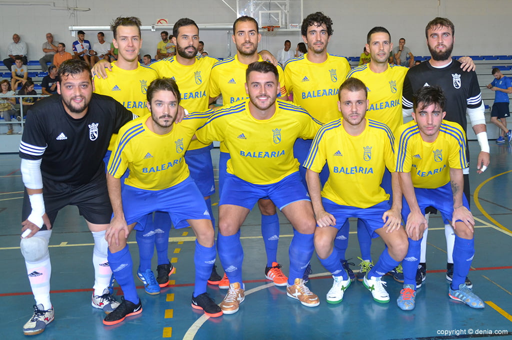 Plantilla del Dénia Futsal con jugadores que la mayoría de ellos formarán en el Club FS Mar de Dénia