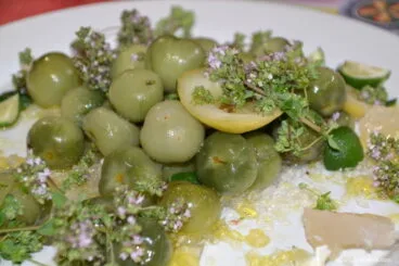 Tomates con mandarinas verdes
