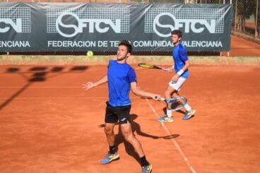 Uno de los puntos de un choque de dobles