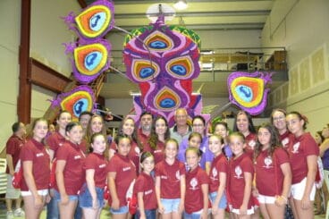 visita de las falleras mayores de denia y cortes de honor al espai fester