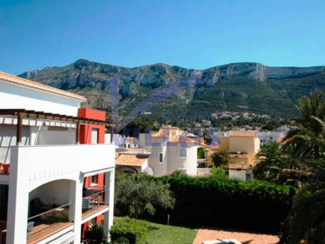 vistas al montgo vacation villas