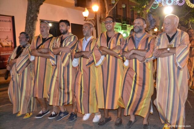 11 retreta y disparo final 2018 fila walies