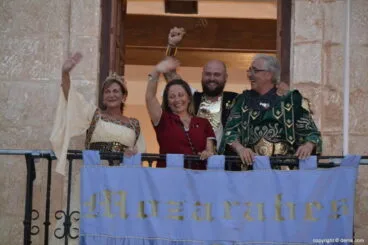Pregón Moros y Cristianos Dénia 2018 – Saludando desde el balcón