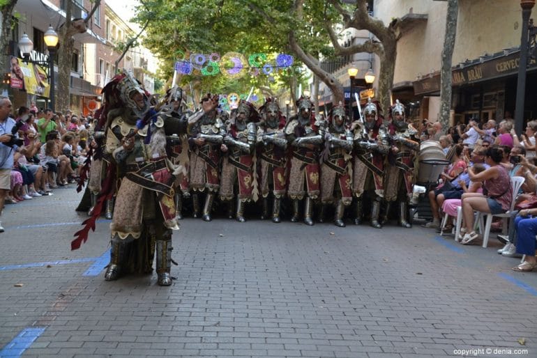 Desfile de gala Moros y Cristianos Dénia 2018 - Filà Creuats