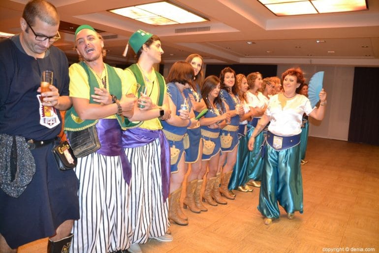 Cena de gala Moros y Cristianos 2018 - Desfilando