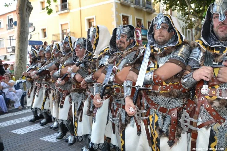 Desfile de gala Moros y Cristianos Dénia 2018 - Filà Creuats