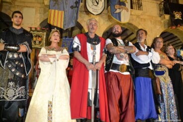 Retreta y disparo final 2018 – Capitanes y abanderadas