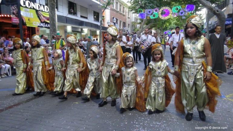 Desfile infantil Dénia 2018 - Filà Almorávides - escuadra