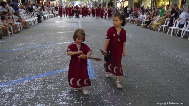 Desfile infantil Dénia 2018 - Filà Alkamar - niñas