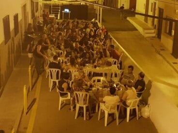 cena de verano de la falla les roques