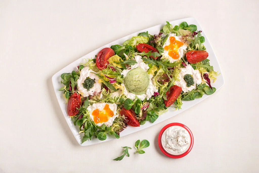 ensalada con helado de albahaca la tagliatella