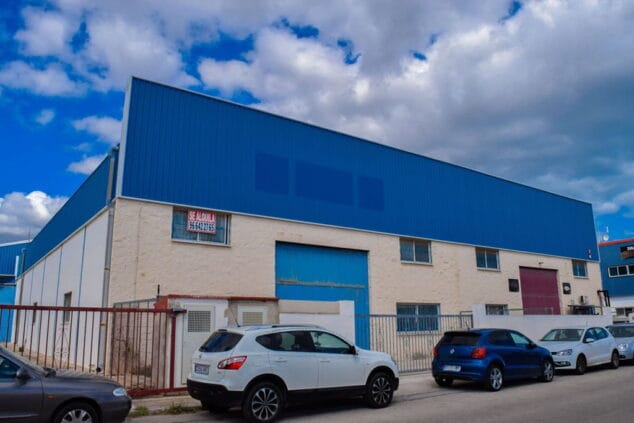 nave industrial en el poligono madrigueres denia