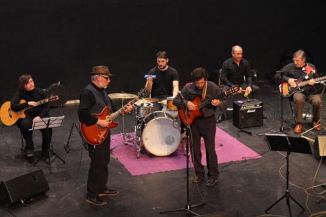 nova companyia de guitarres denia