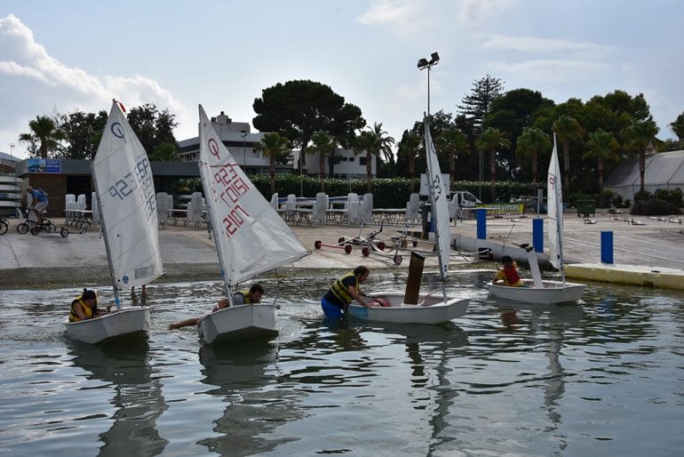 Optimits preparados para la regata