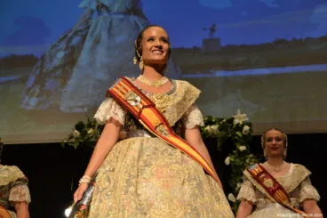Presentación de la fallera mayor de Dénia 2019 – Amparo Petrie Fernández