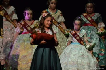 Presentación fallera mayor infantil Dénia 2019 – Diana Suárez